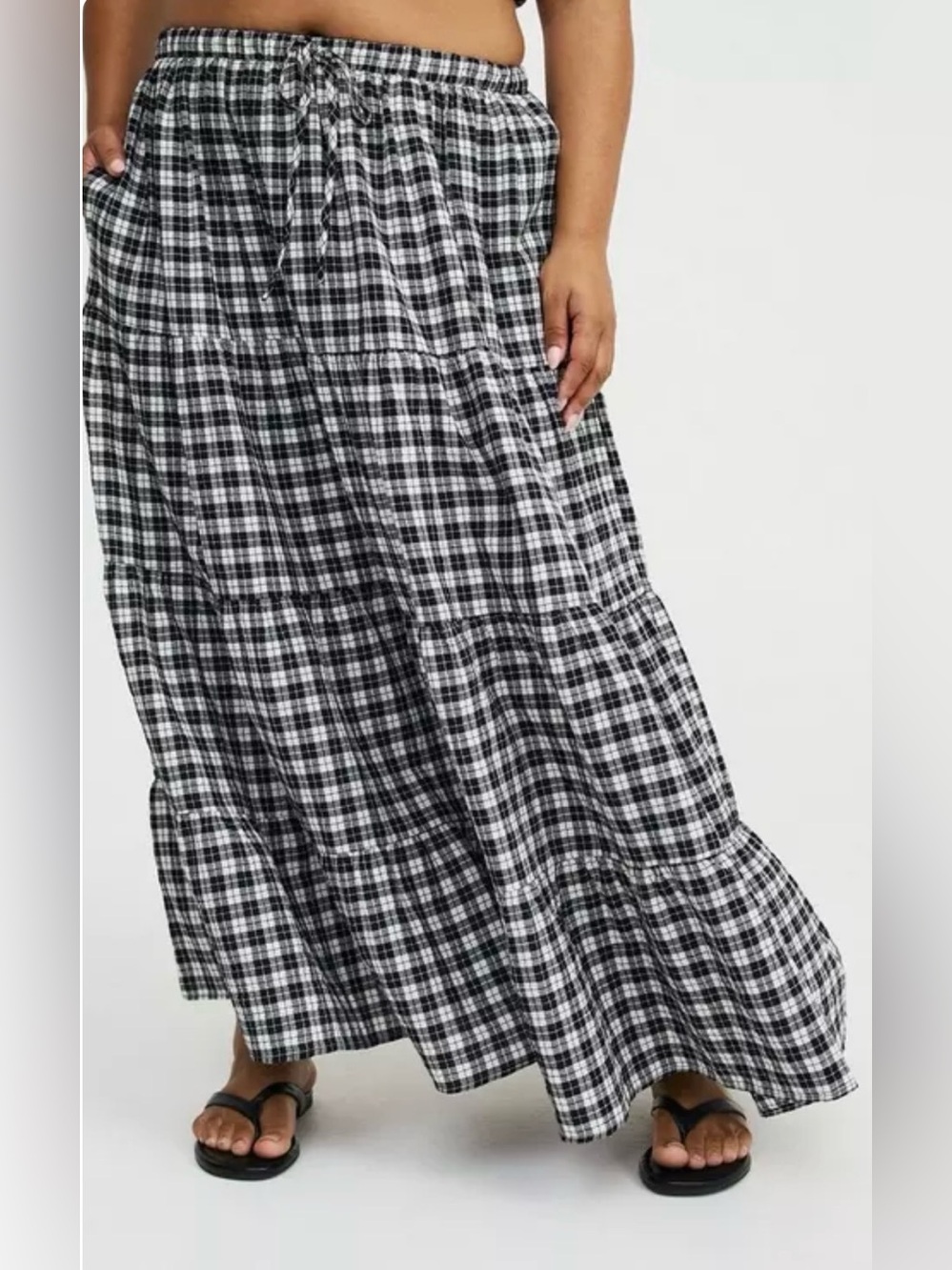 4XL Black and White Plaid Tiered Maxi Skirt - Picture 3 of 3